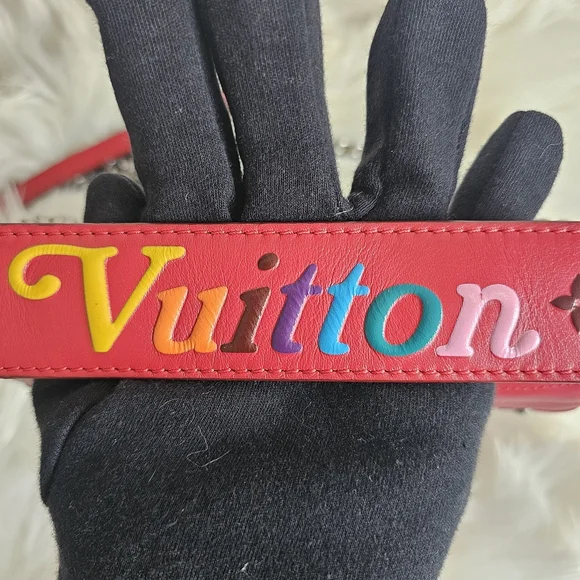 ♥️ LV New Wave ♥️ - Picture 12 of 16